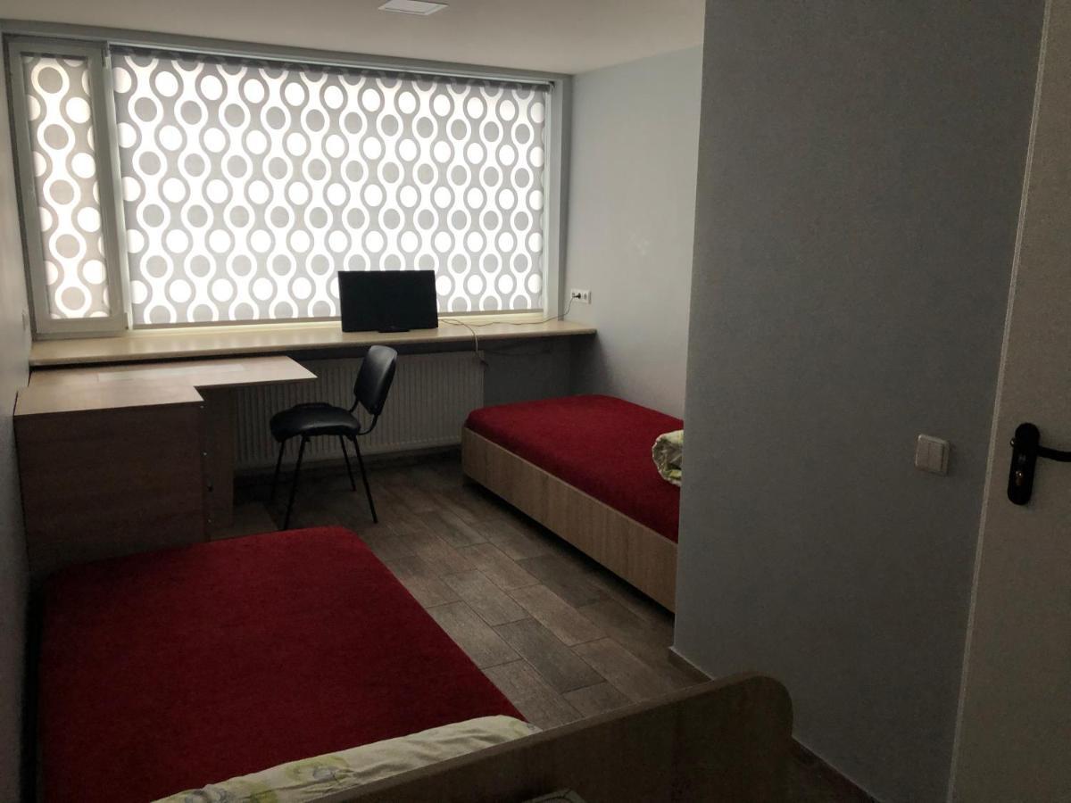 Hostel Laurita Каунас Екстериор снимка