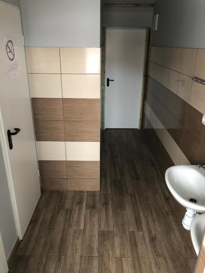 Hostel Laurita Каунас Екстериор снимка
